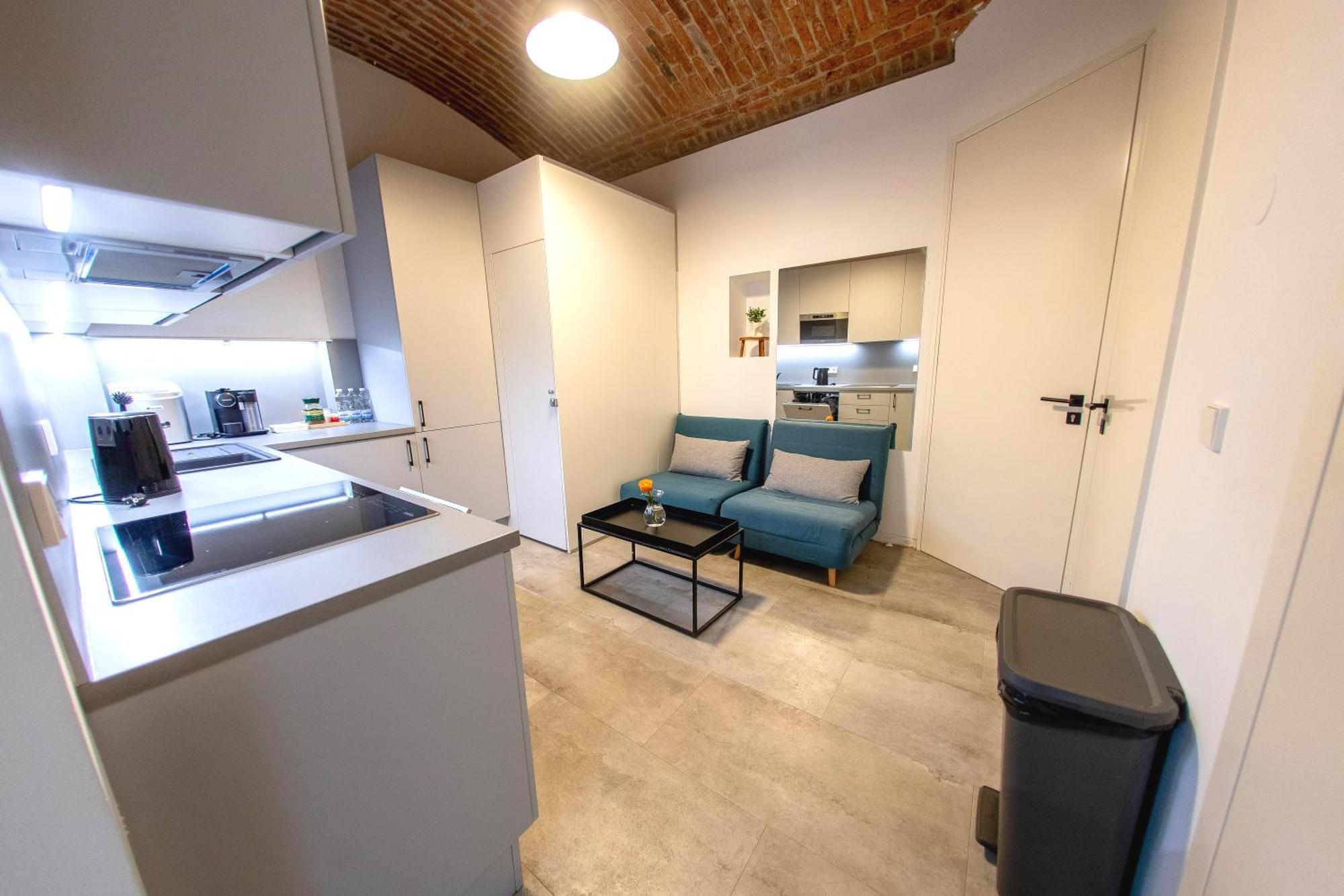 Riverside Hideout Apartment *