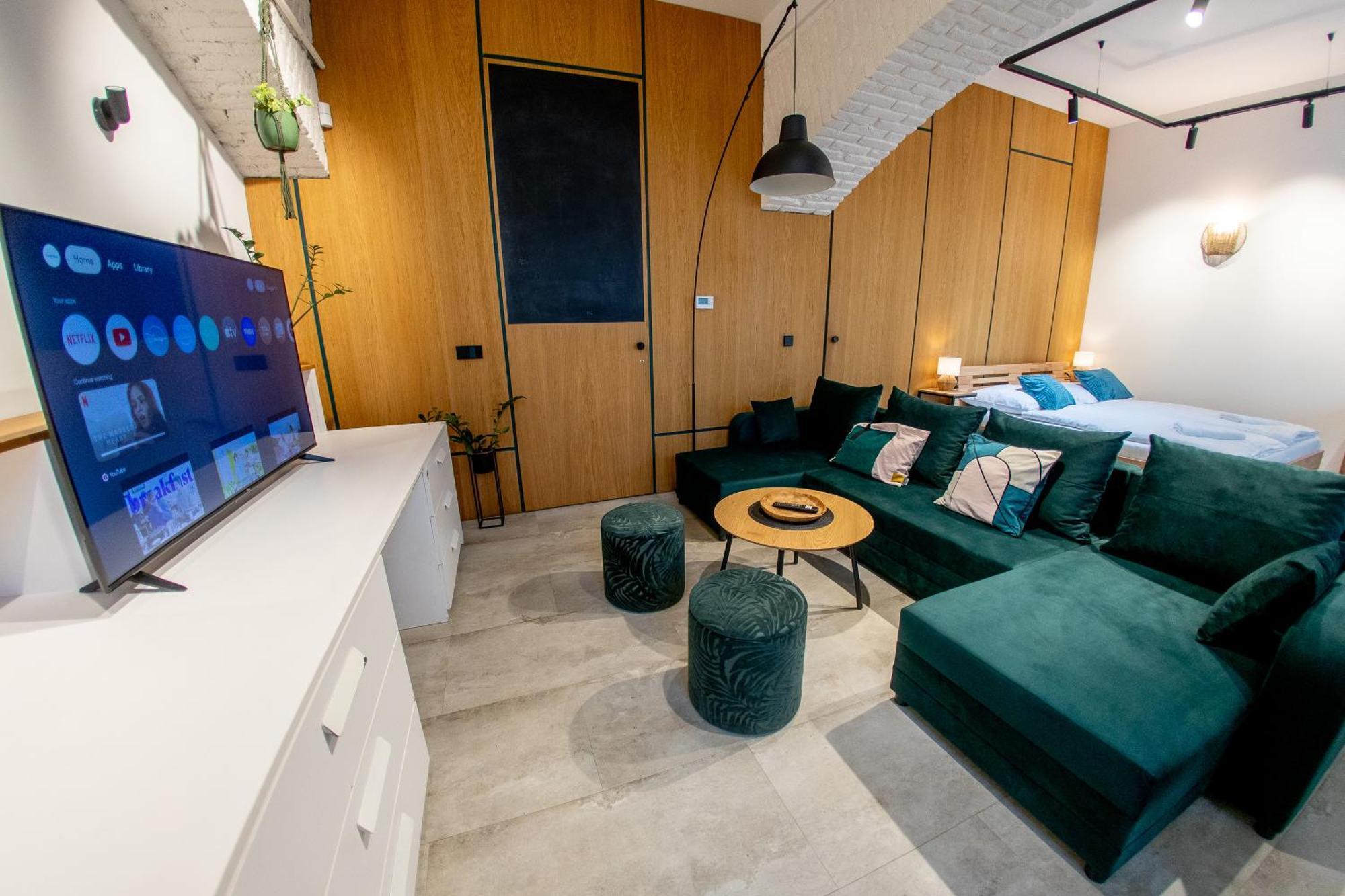 Riverside Hideout Apartment Prague